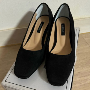 슈마루 벨벳 펌프스힐 5cm 230사이즈
