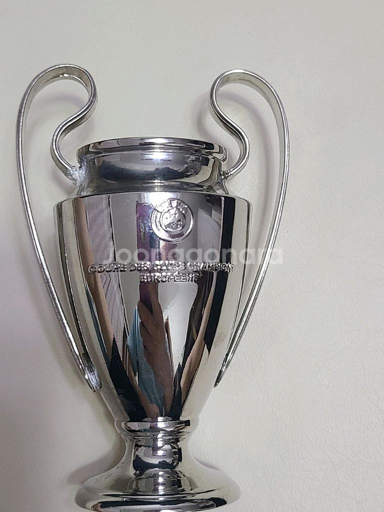 uefa 챔피언스리그 트로피 판매--5