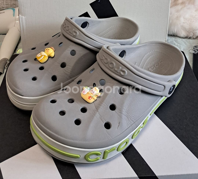 크록스245~250 <정품>지비츠포함--1