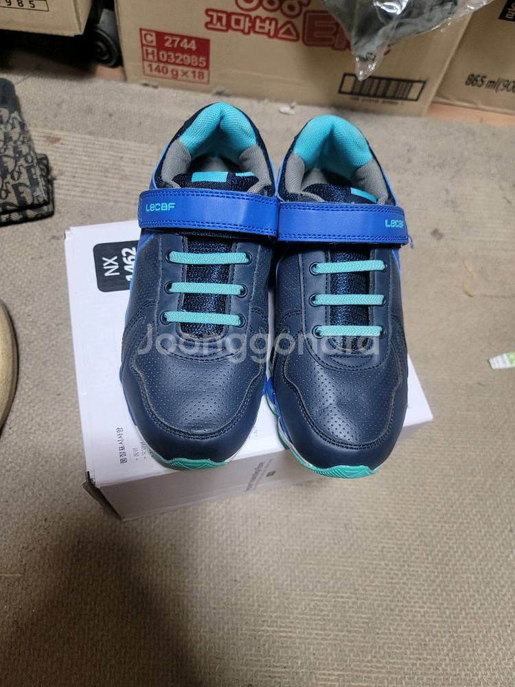 르까프 운동화 220--0