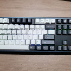 키크론 K10 + 악틱 PBT 이중사출 키캡 팝니다!!