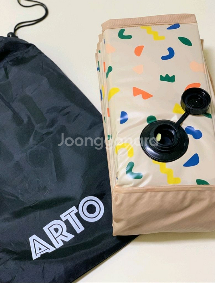 아트오 ARTO 플레이 매트 정품 팝니다.--0
