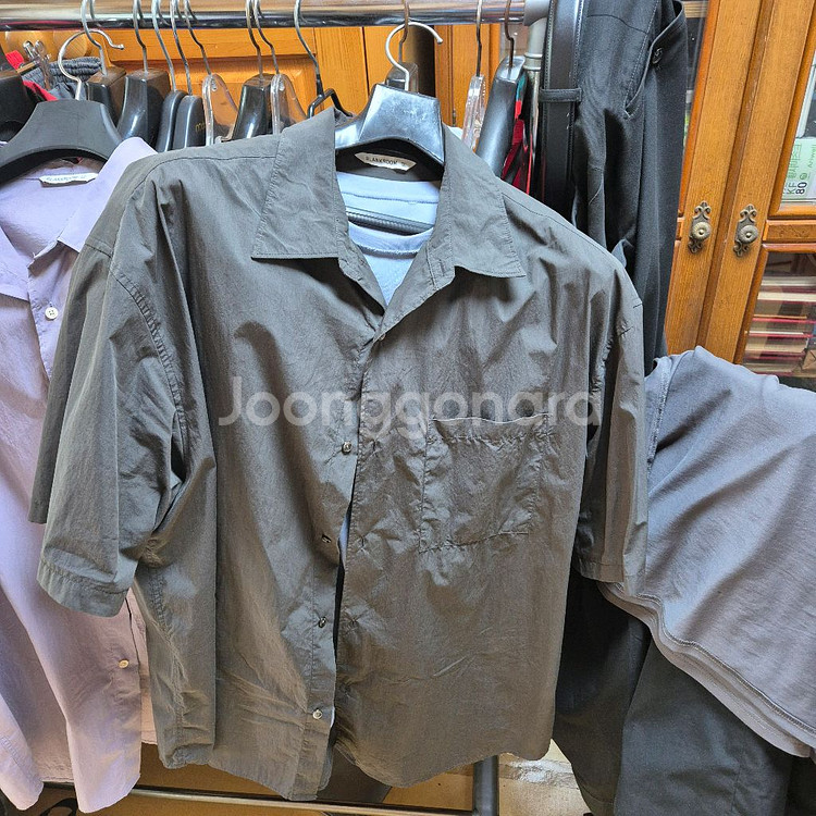 블랭크룸 수피마 4사이즈 반팔 셔츠팝니다--1