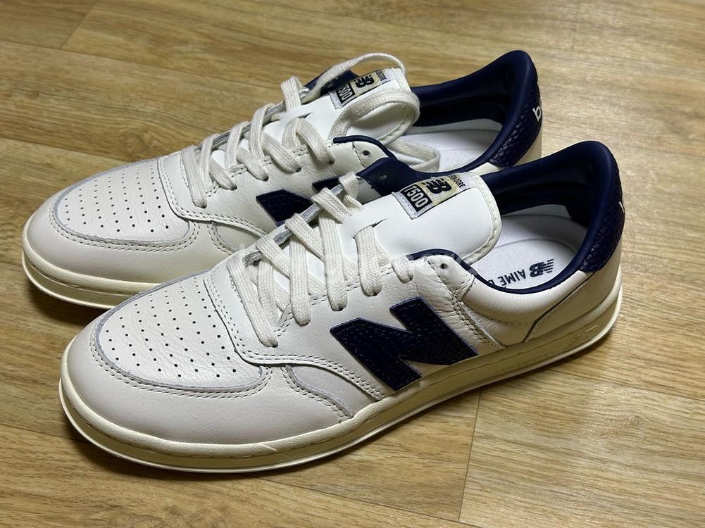 에메레온도르 뉴발란스 T500 270사이즈--1