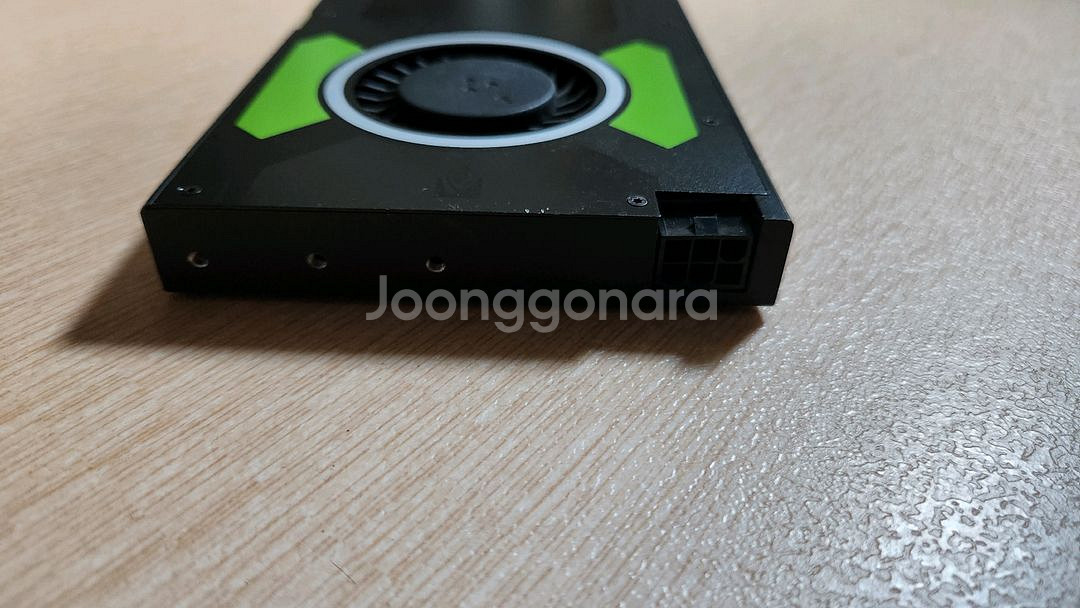 쿼드로 M4000 그래픽카드--3
