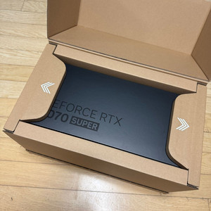 RTX 4070 SUPER FE