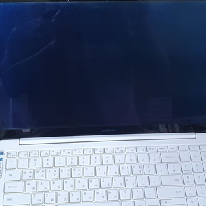 삼성노트북 NT950XDC 부품용으로 판매합니다