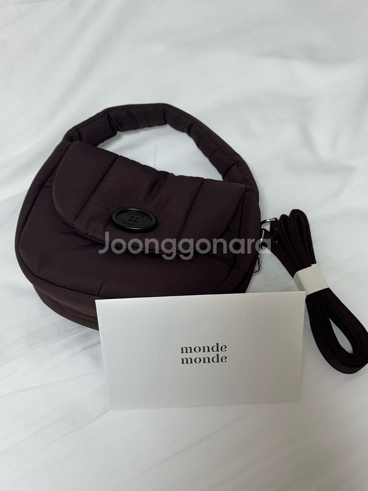 몽드몽드 가방 패딩백 양도--0