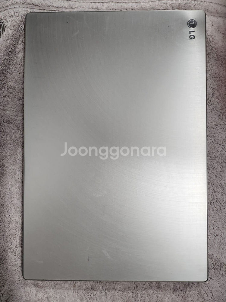 LG-Z35--2