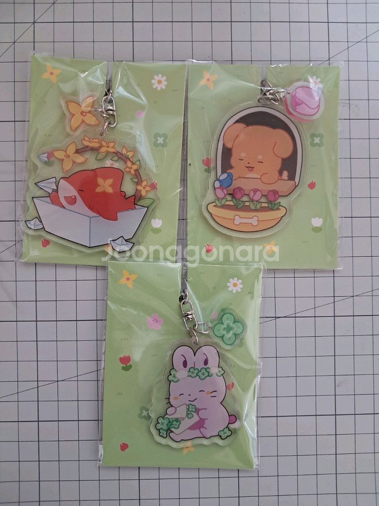 (급전)잠뜰 봄 굿즈 아크릴 키링 팝니다--0