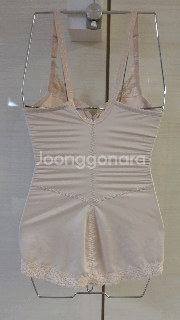 중고 보정 속옷 쉐이퍼 80비--1