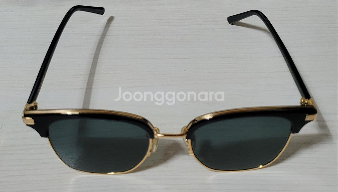 제이 에스티나 레드 선글라스 팝니다--1