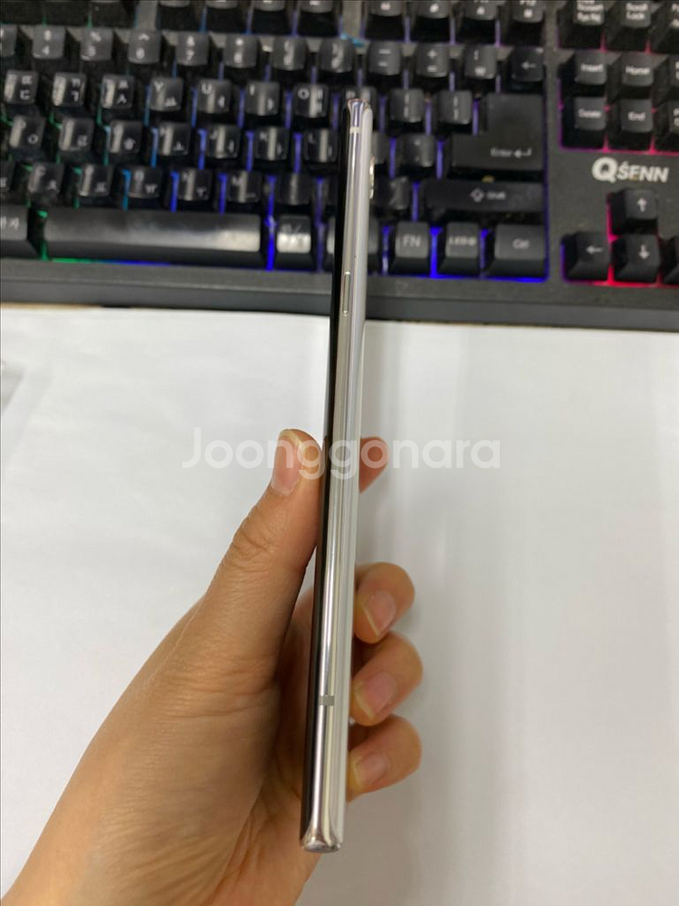 LG벨벳 화이트 A급 128G 무잔상--5