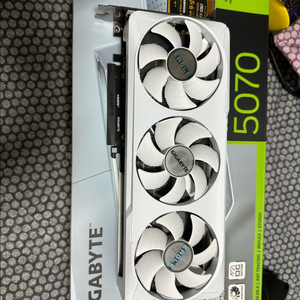 기가바이트 5070 이글 화이트