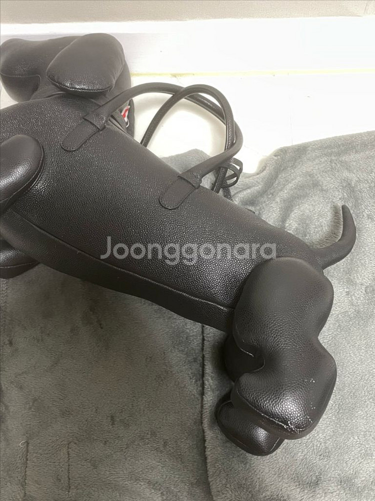톰브라운 헥터백--3