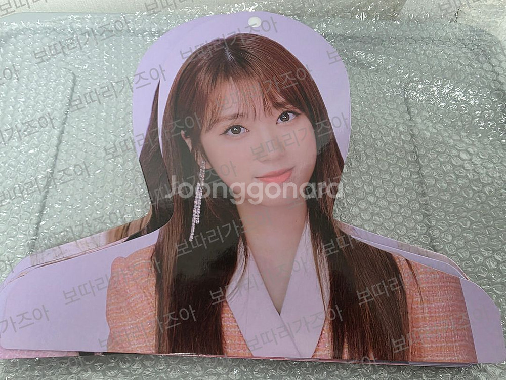 아이즈원 일본 한정 상의 옷걸이--6