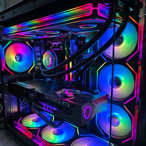 라이젠 9800X3D RTX5070TI 본체팝니다