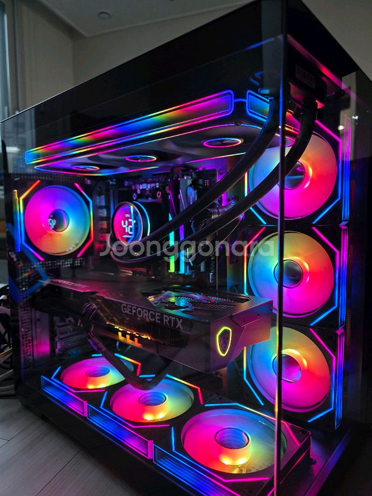 라이젠7 9800X3D RTX5080 고사양본체 팝니다--0