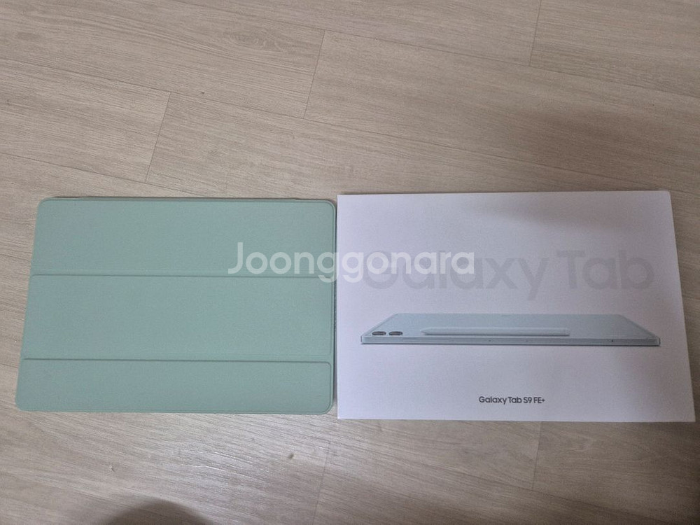 갤럭시 탭 s9fe+ 256 와이파이 판매 합니다--2