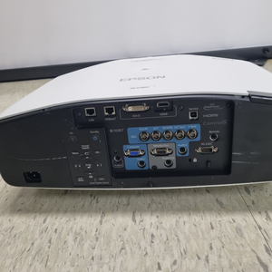 8000안시 엡손 빔프로젝터 EB-G7800