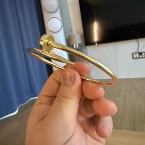 못팔찌 앵끌루 18k 21호