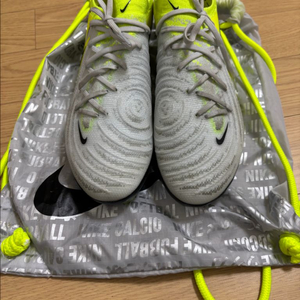 나이키 팬텀gx2 엘리트 fg 275