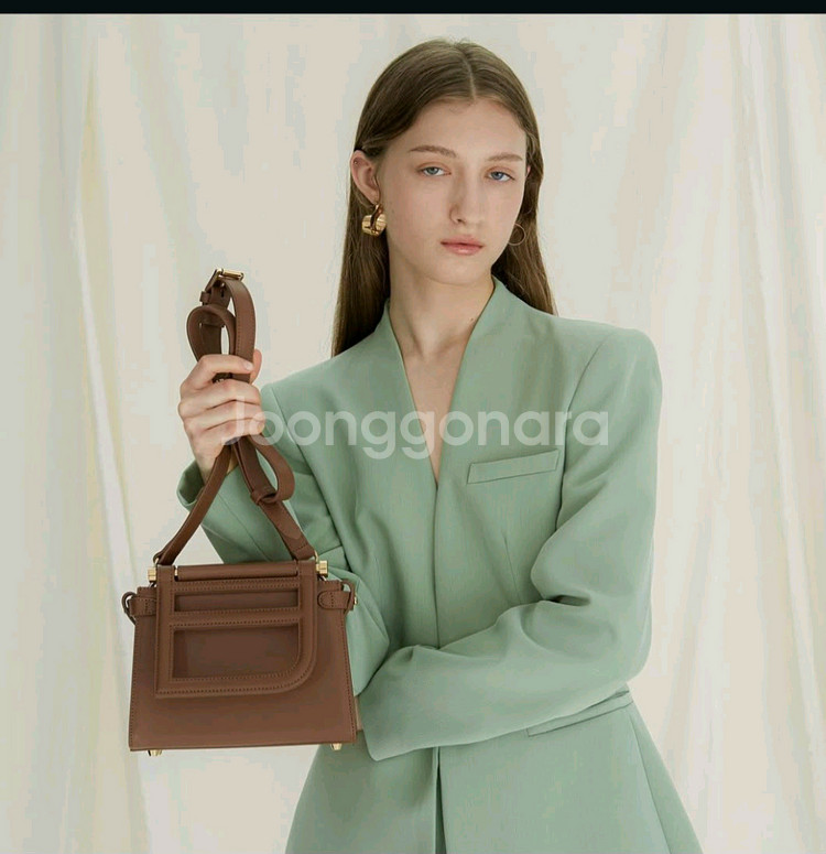 부에뜨 가방 팝니다.--2