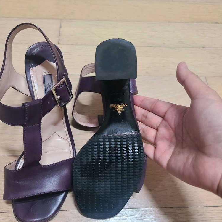정품 프라다 샌들 37반(245~250)--5