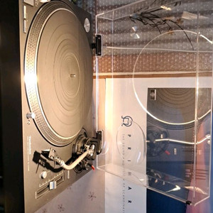 TURN TABLE