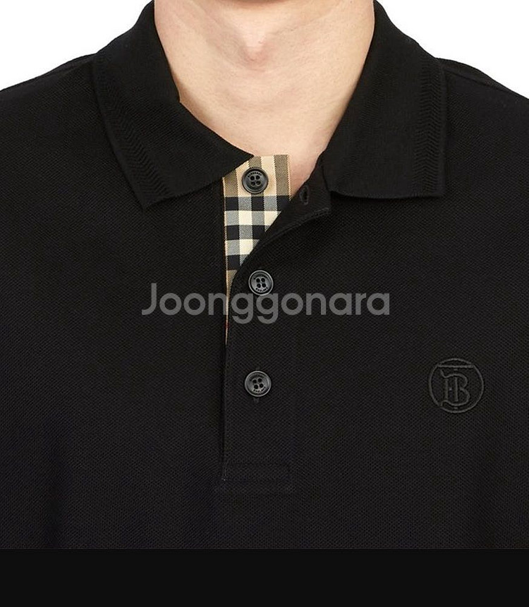 버버리 모노그램 자수 블랙컬러 카라티셔츠드립니다[정품]--4