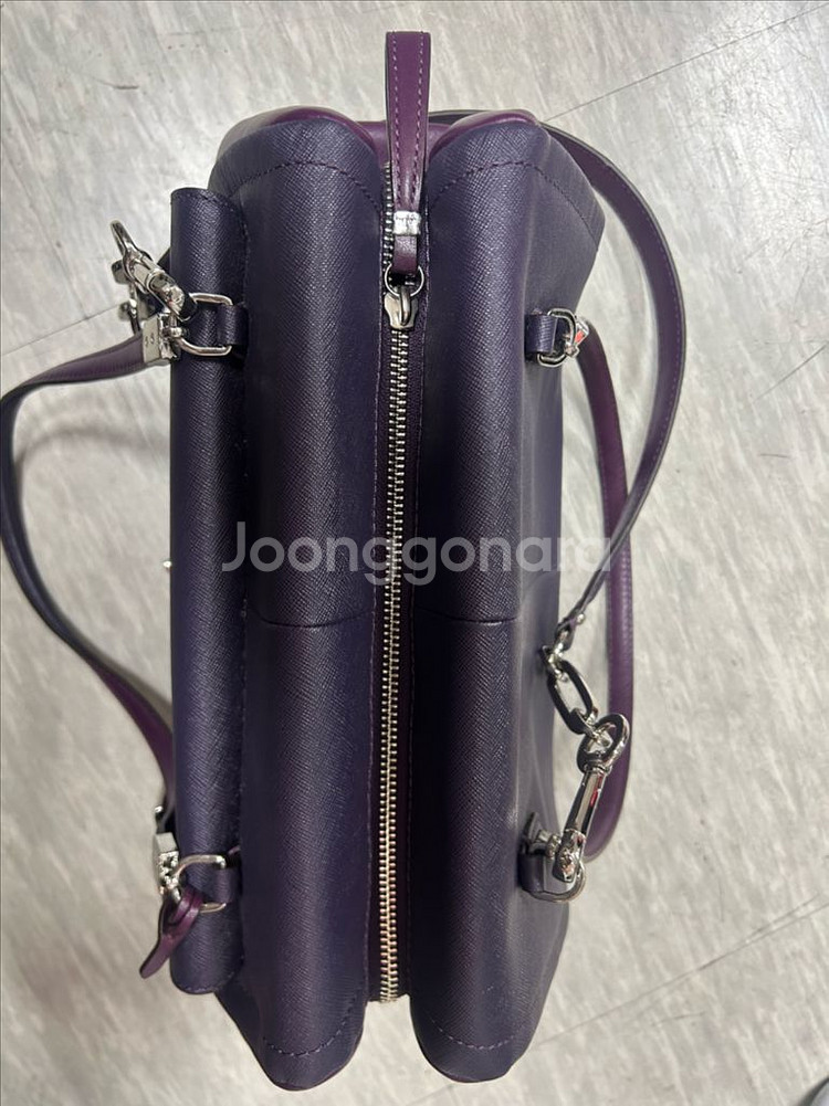코치 퍼플 사첼백--5