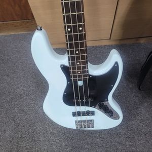 Marcus Miller 사이어 v3 베이스 기타
