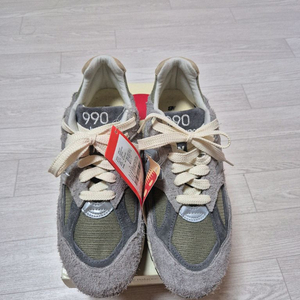 뉴발란스990v2 테디 사체스 275싸이즈새상품