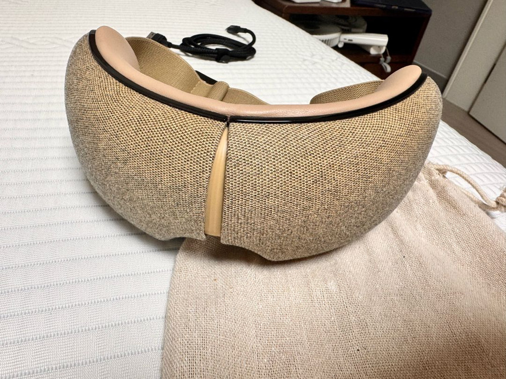 브레오 눈마사지기 E2판매합니다 이미지