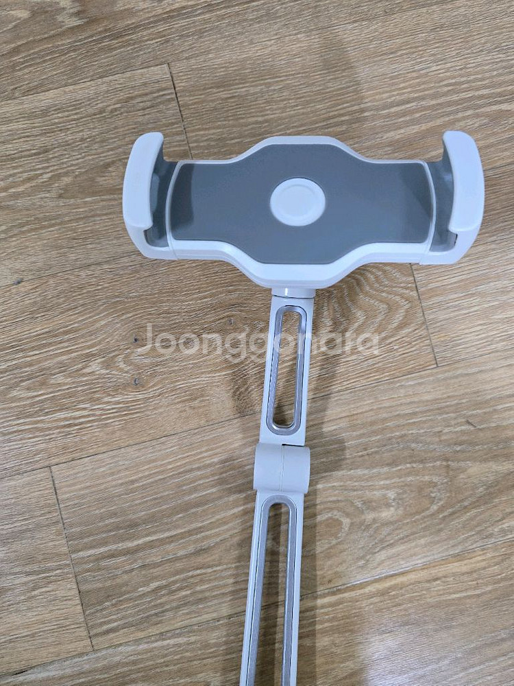 베이직기어 태블릿/핸드폰 거치대--1