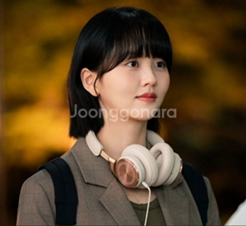 굿보이 김소현 헤드셋 뱅앤올룹슨 베오플레이 hx--0