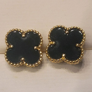 18금. 반클리프. 오닉스이어링1.2