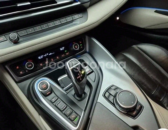 @앱전용특가 15년식 BMW I8 걸윙도어 세일--0