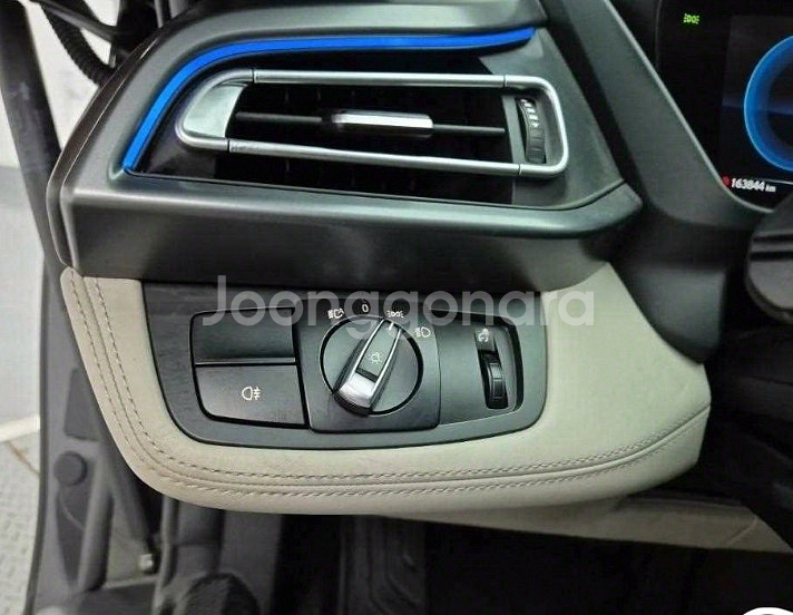 @앱전용특가 15년식 BMW I8 걸윙도어 세일--5