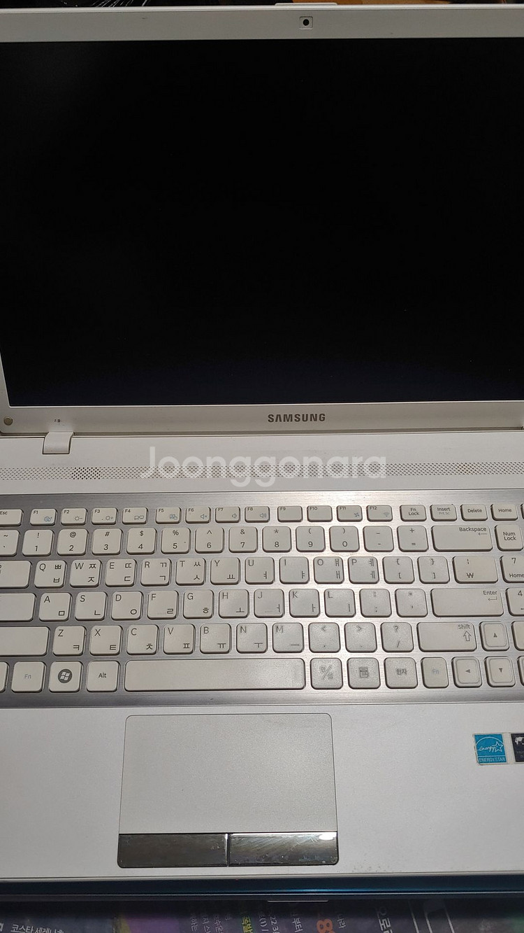 삼성 노트북 AMD (NT305V5A- 2종)팝니다.--2