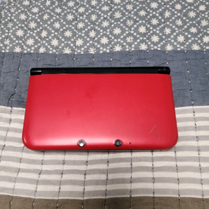 닌텐도 3DS XL 레드+칩 7개 판매합니다