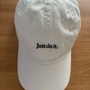 나이키 Just do it 화이트 볼캡 모자