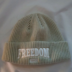 FREEDOM 비니