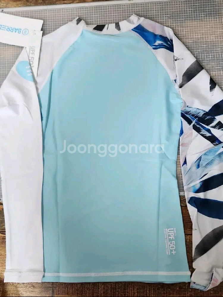 배럴 여성용 래쉬가드 상의 (미사용)--3