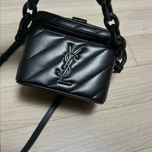 입생로랑뷰티 YSL 뷰티 파우치 크로스백