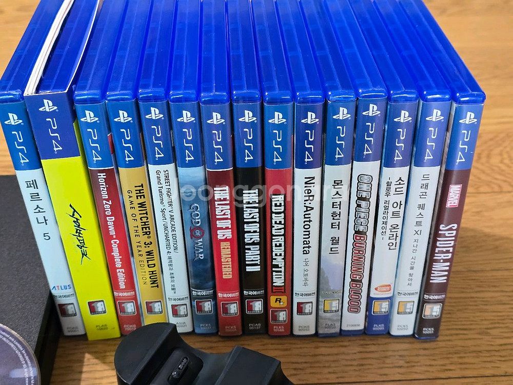 PS4.플스4 슬림1TB + 타이틀16개--0