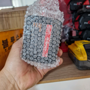 밀워키배터리 M12B6 M12 6.0AH 미사용신품.완