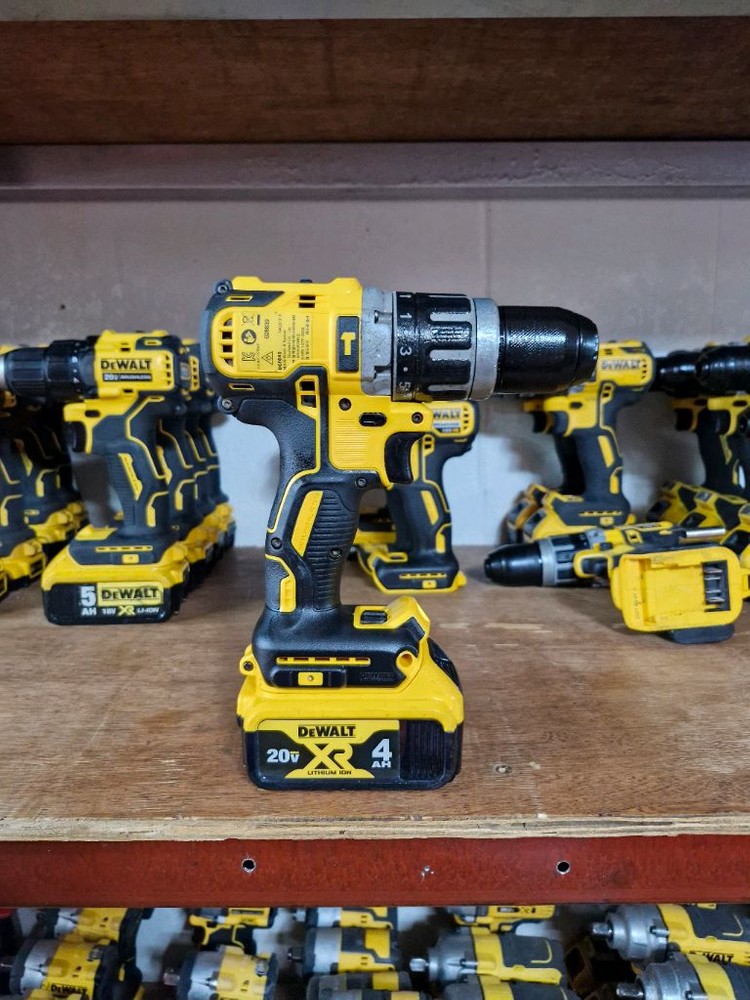 디월트충전함마드릴DCD796 배터리포함 A2-3번 이미지