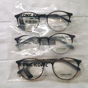 IRONIC ICONIC 고급울템안경 새제품