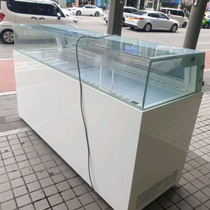 카폐정리 음료 마카롱 케익쇼케이스